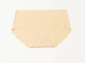 Everlooms SmoothEase Seamless Brief - Cream, S