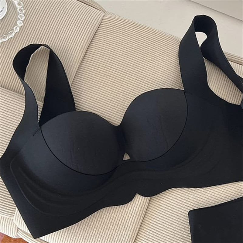 Everlooms SmoothHold Seamless Bra - Black, 32