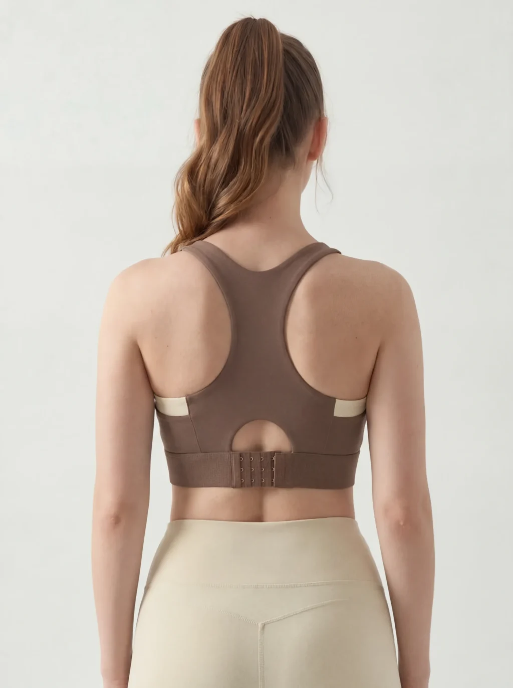 Smart Photo Edit 03 Everlooms FlexHollow Seamless Yoga Vest