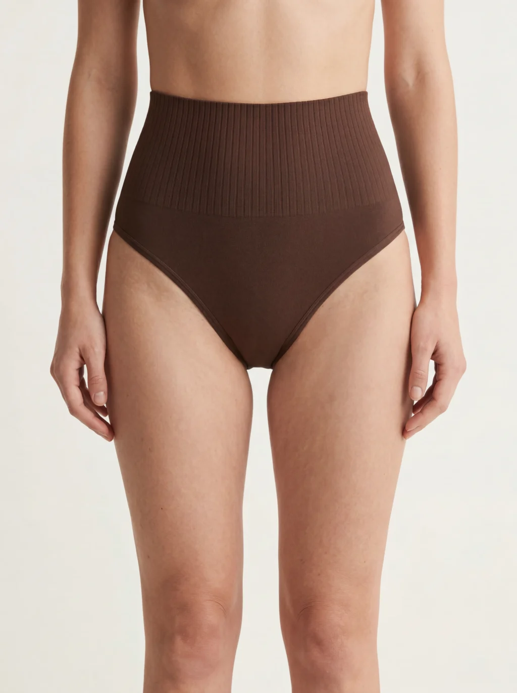 Everlooms Seamless CurveLift Shaping Panty