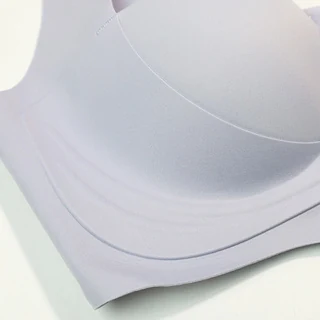 img_02_320x320 Everlooms SmoothHold Seamless Bra